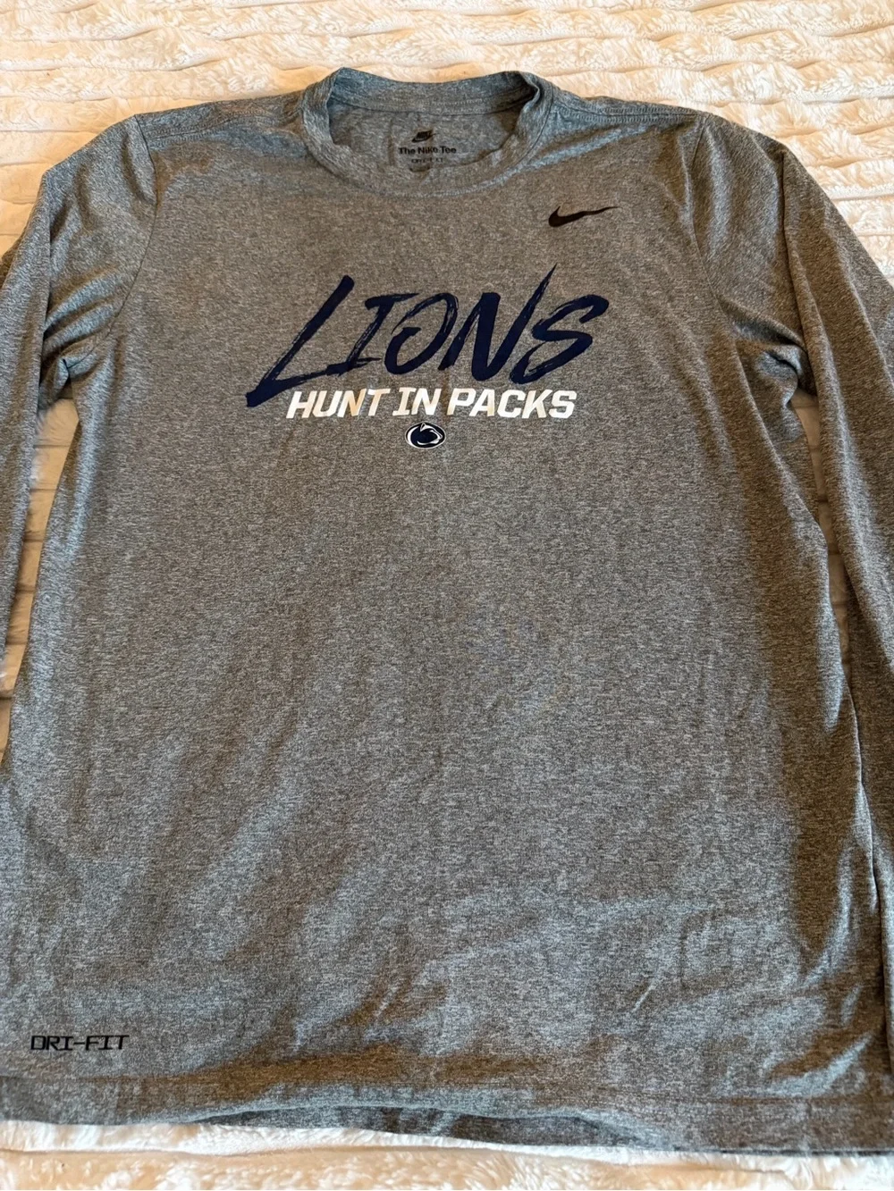 Men's Nike Grey Tee Collar Close-up